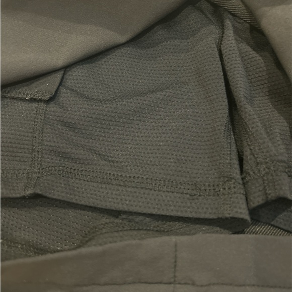 Greg Norman Black Women's Golf Skort with Trump National Philadelphia logo - Picture 3 of 5